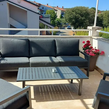 Appartement Grosse In Mit Eigenem Balk By Interhome